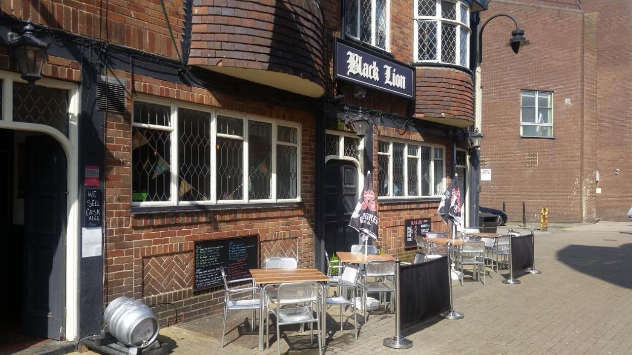 Black Lion Scarborough Exterior foto